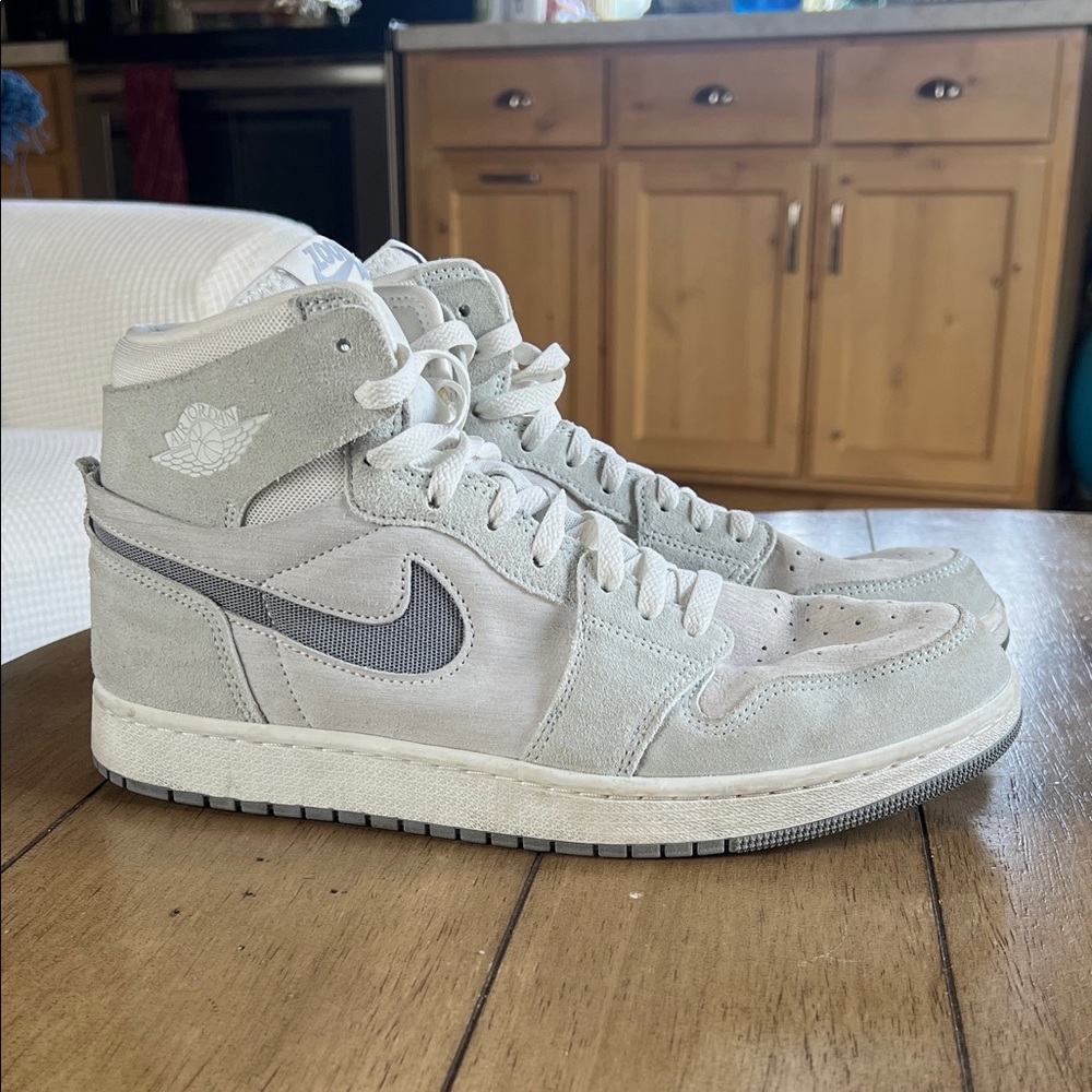 Nike AJ1 High Zoom CMFT 2 Sneakers in Summit White/Light Smoke Grey.  10 mens